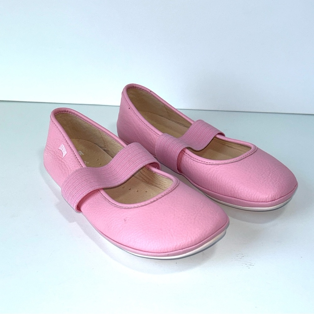 NEW Camper Right Pink Ballet Flat Mary Jane Shoes Girls Leather Slip Ons Sz 34
